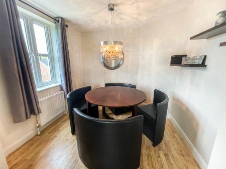 2 bedroom Apartment for sale in Limetree Manor, Lisburn, BT28