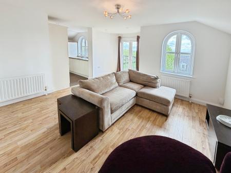 2 bedroom Apartment for sale in Limetree Manor, Lisburn, BT28