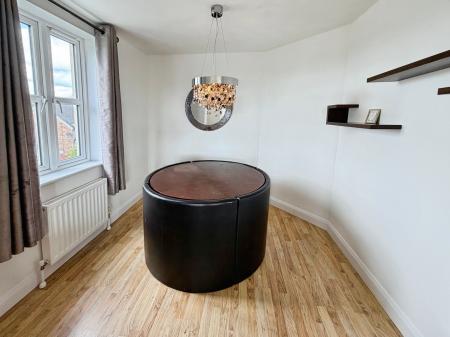 2 bedroom Apartment for sale in Limetree Manor, Lisburn, BT28