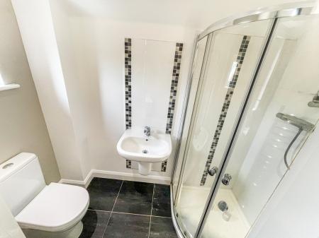 2 bedroom Apartment for sale in Limetree Manor, Lisburn, BT28