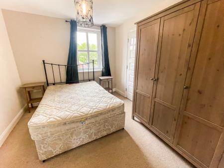 2 bedroom Apartment for sale in Limetree Manor, Lisburn, BT28