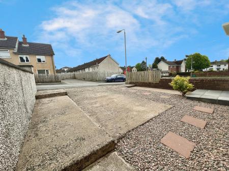 3 bedroom Terraced House to let in Ballyknockan Park, Lisburn, BT28