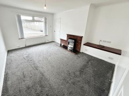 3 bedroom Terraced House to let in Ballyknockan Park, Lisburn, BT28