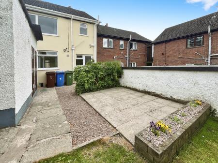3 bedroom Terraced House to let in Ballyknockan Park, Lisburn, BT28