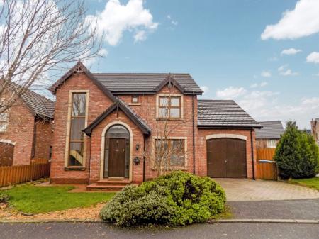 Kings Chase, Maze, BT27