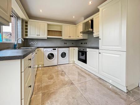 3 bedroom Semi-detached house for sale in Ashbourne Park, Lambeg, BT27