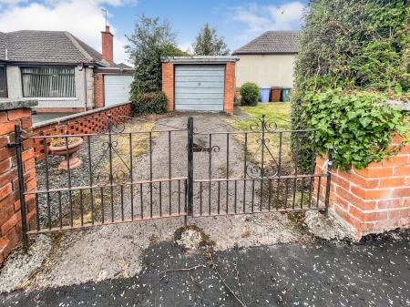 3 bedroom Detached bungalow for sale in Largymore Drive, Lisburn, BT27