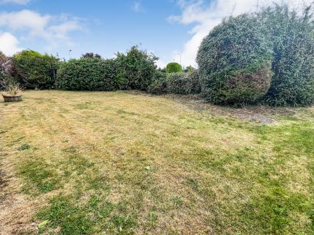 3 bedroom Detached bungalow for sale in Largymore Drive, Lisburn, BT27