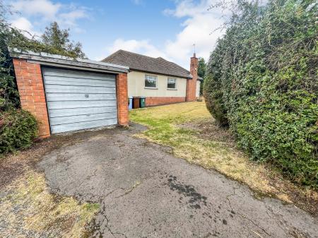 3 bedroom Detached bungalow for sale in Largymore Drive, Lisburn, BT27