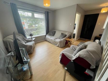 1 bedroom Town house to let in Warren Grove, Lisburn, BT28