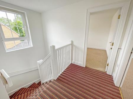 5 bedroom Town house to let in Ayrshire Lane, Lisburn, BT28