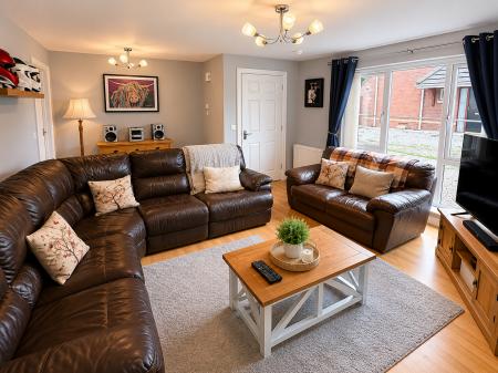 3 bedroom Semi-detached house for sale in Glenwood Court, Lisburn, BT28