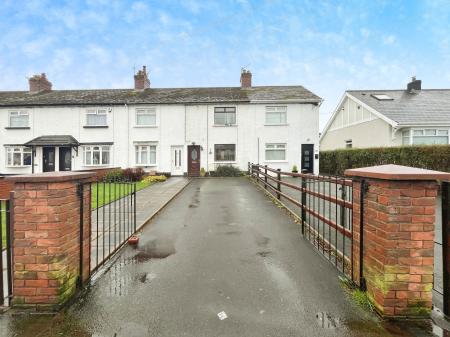 Moss Road, Lambeg, BT27