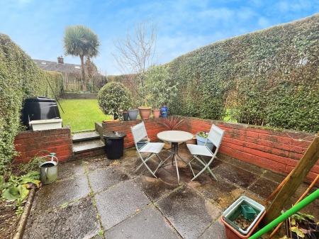 2 bedroom Terraced House to let in Moss Road, Lambeg, BT27