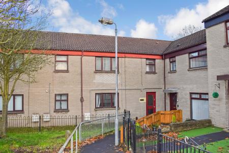 2 bedroom Apartment to let in Hill Street, Lisburn, BT28