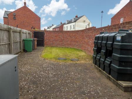 2 bedroom Apartment to let in Breton Road, Lisburn, BT28