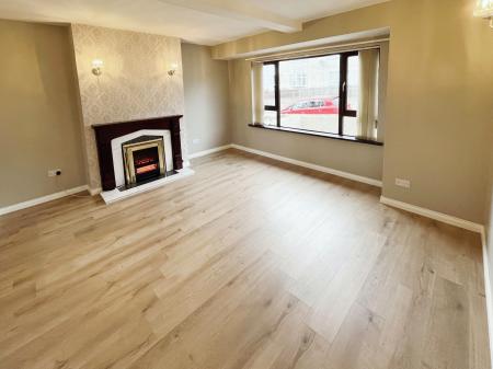 3 bedroom Terraced House to let in Granville Gardens, Banbridge, BT32