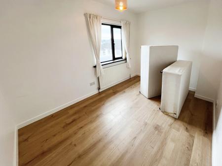 3 bedroom Terraced House to let in Granville Gardens, Banbridge, BT32
