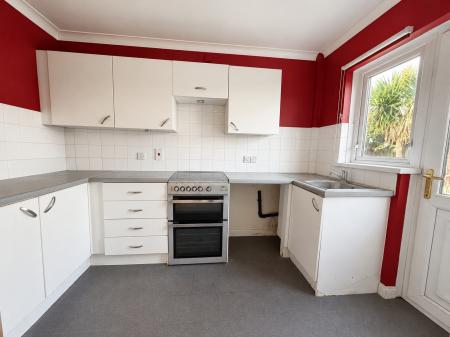 3 bedroom Semi-detached house for sale in Lagmore Grove, Dunmurry, BT17