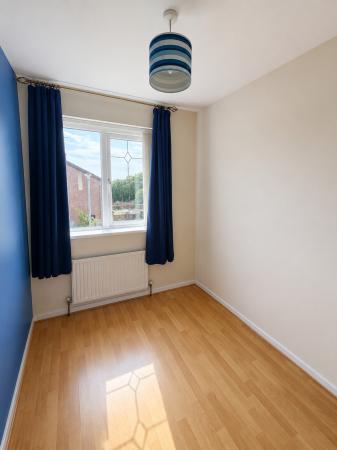 3 bedroom Semi-detached house for sale in Lagmore Grove, Dunmurry, BT17