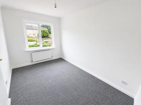 4 bedroom Terraced House for sale in Tirowen Drive, Lisburn, BT28