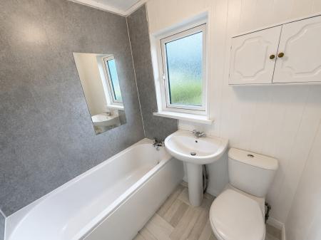 4 bedroom Terraced House for sale in Tirowen Drive, Lisburn, BT28