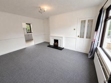 4 bedroom Terraced House for sale in Tirowen Drive, Lisburn, BT28
