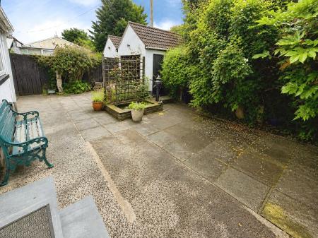 2 bedroom Semi-detached house for sale in Greenburn Park, Lambeg, BT27