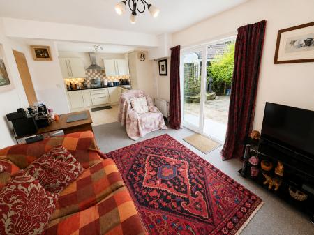 2 bedroom Semi-detached house for sale in Greenburn Park, Lambeg, BT27