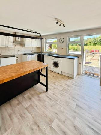 3 bedroom Bungalow for sale in Moneybroom Road, Lisburn, BT28