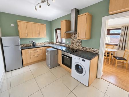 2 bedroom Terraced House to let in Moira Road, Lisburn, BT28