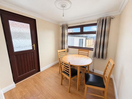2 bedroom Terraced House to let in Moira Road, Lisburn, BT28