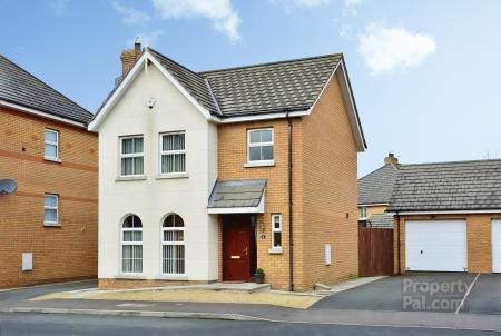 3 bedroom Detached house to let in Mornington View, Lisburn, BT28