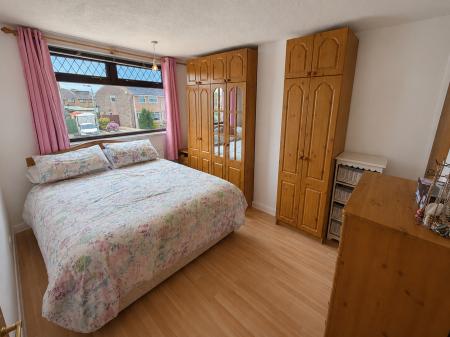 3 bedroom Semi-detached house for sale in Woodview Crescent, Lisburn, BT28