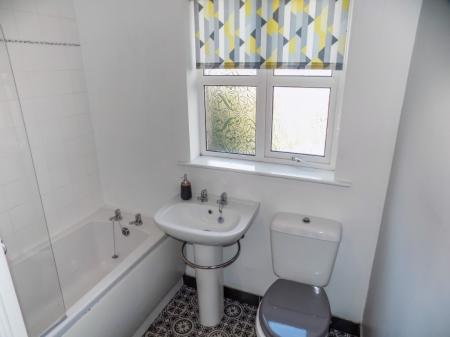 2 bedroom Town house to let in Old Mill Cottages, Derriaghy, BT28