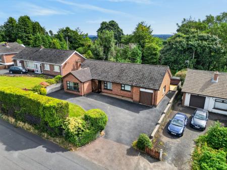 Barnfield Road, Derriaghy, BT28