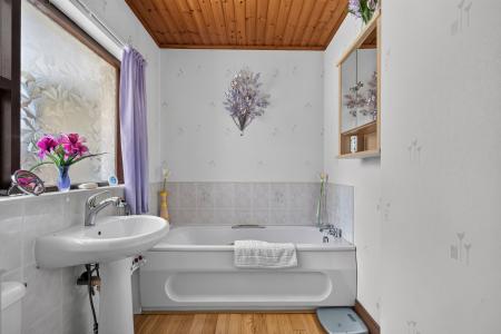 4 bedroom Bungalow for sale in Barnfield Road, Derriaghy, BT28