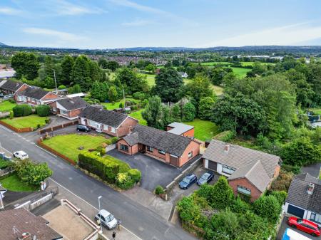 4 bedroom Bungalow for sale in Barnfield Road, Derriaghy, BT28