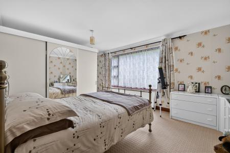 4 bedroom Bungalow for sale in Barnfield Road, Derriaghy, BT28