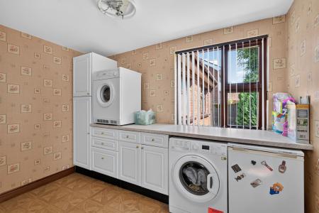 4 bedroom Bungalow for sale in Barnfield Road, Derriaghy, BT28