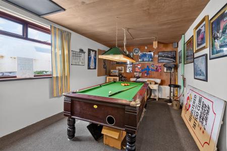 4 bedroom Bungalow for sale in Barnfield Road, Derriaghy, BT28