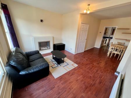 2 bedroom Flat to let in Bridge Street, Lisburn, BT28
