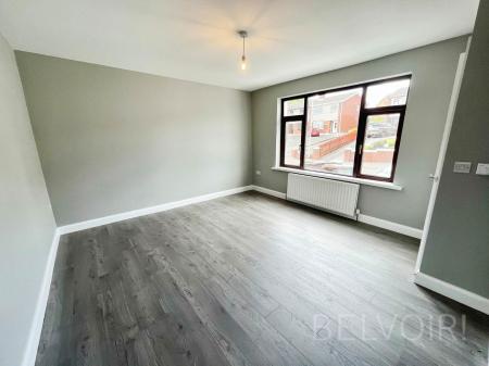 3 bedroom Terraced House to let in Brookvale Rise, Lisburn, BT28