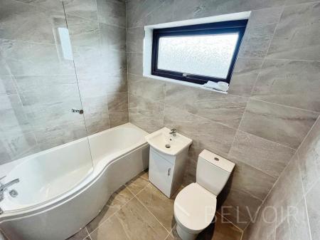 3 bedroom Terraced House to let in Brookvale Rise, Lisburn, BT28