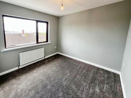3 bedroom Terraced House to let in Brookvale Rise, Lisburn, BT28