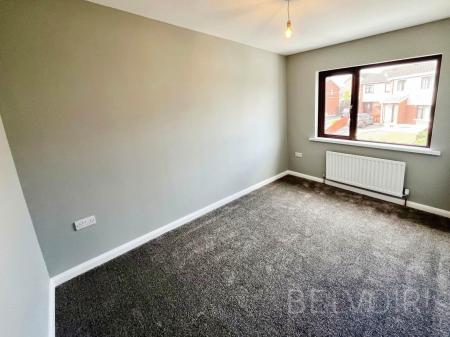 3 bedroom Terraced House to let in Brookvale Rise, Lisburn, BT28