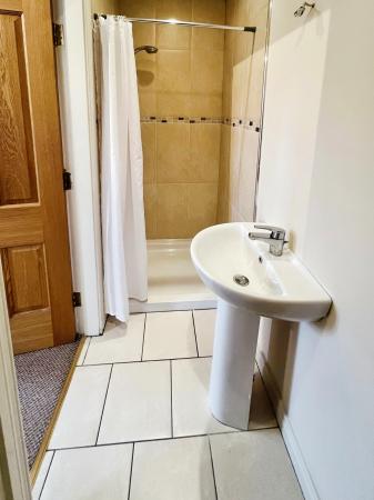 3 bedroom Town house to let in Mornington Avenue, Lisburn, BT28