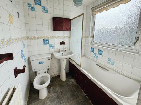 3 bedroom Semi-detached house for sale in Cairnmore Drive, Lisburn, BT28