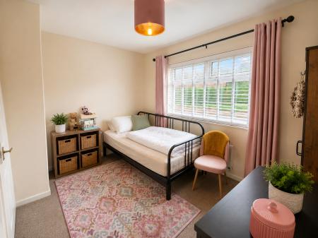2 bedroom Terraced House for sale in Low Road, Lisburn, BT27