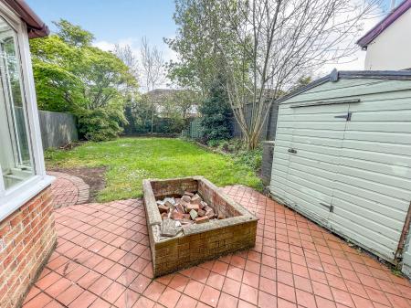 3 bedroom Semi-detached house to let in Old Mill Heights, Hillsborough, BT26